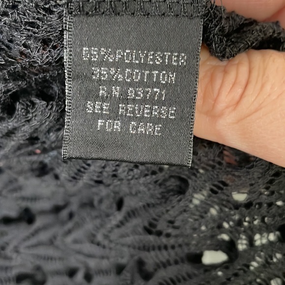Black Sheer Cutout Lacey 3/4 Sleeve Cardigan with Open Front Crochet Size L - Picture 2 of 11